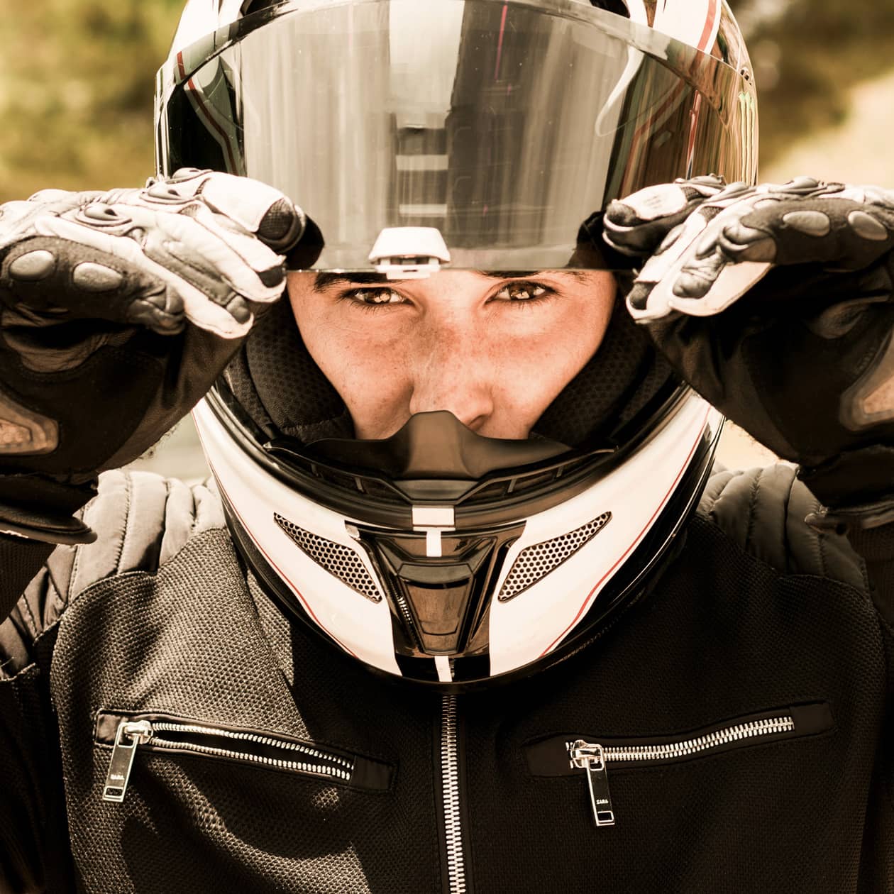 Casque moto, équipement de protection. Comment bien choisir ?