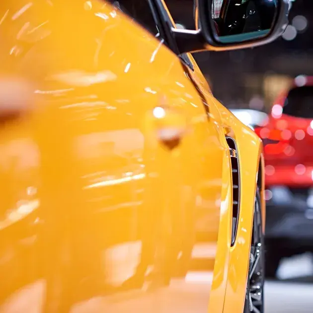 Auto jaune