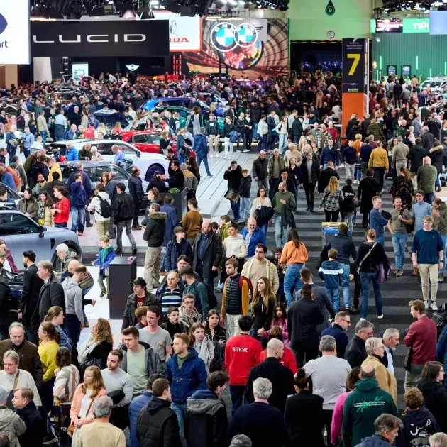 Foule Salon 25