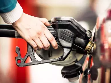 limiter consommation carburant plein d'essence